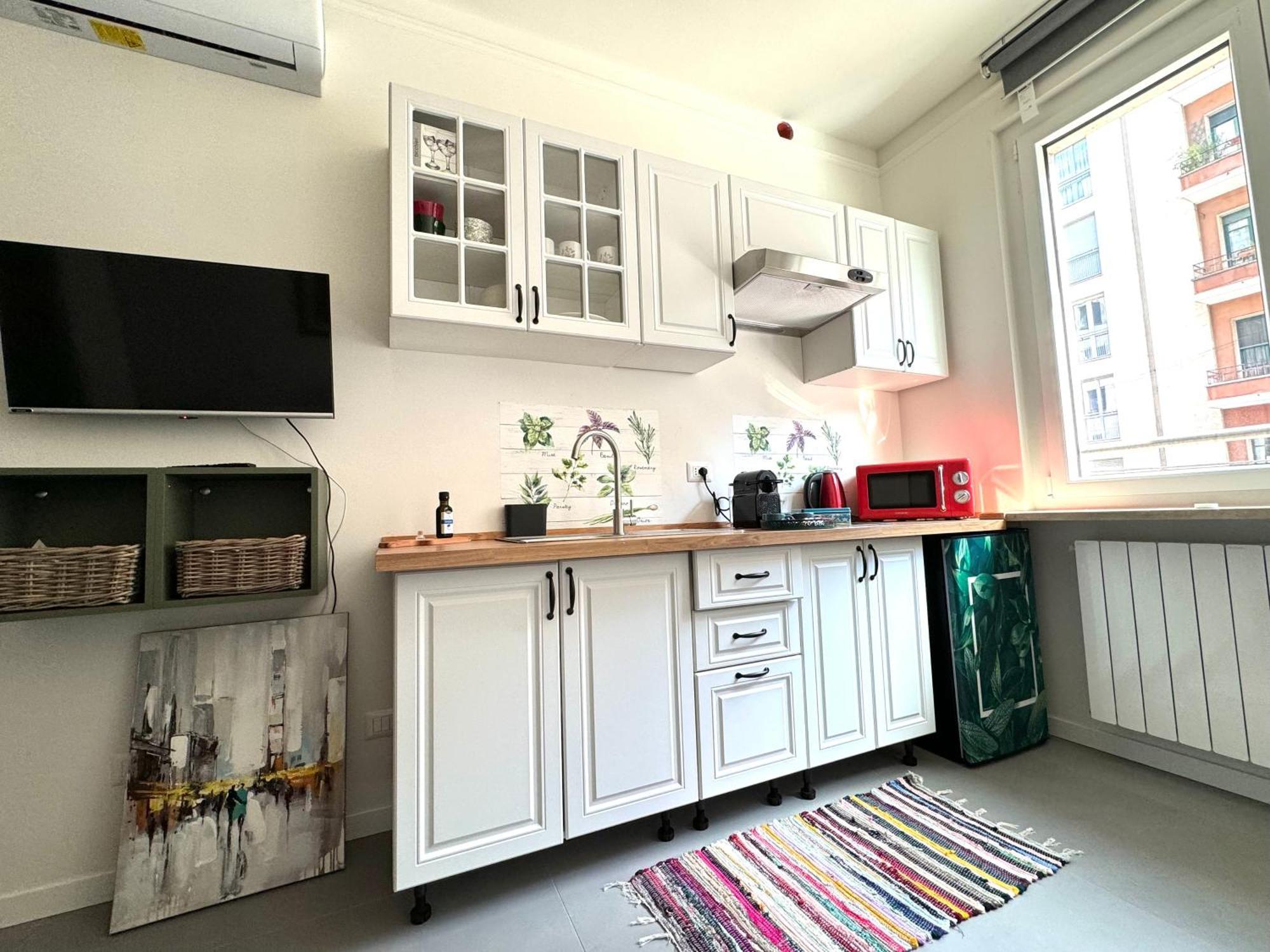 Rainbow Studio Flat- Monolocale Luminoso Milán Exteriér fotografie