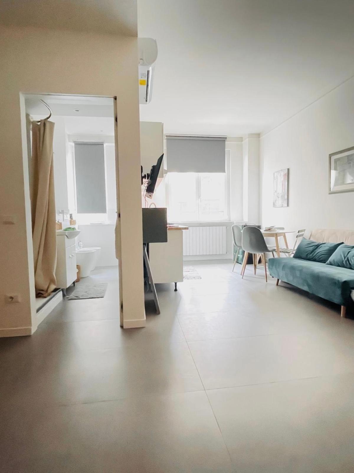 Rainbow Studio Flat- Monolocale Luminoso Milán Exteriér fotografie
